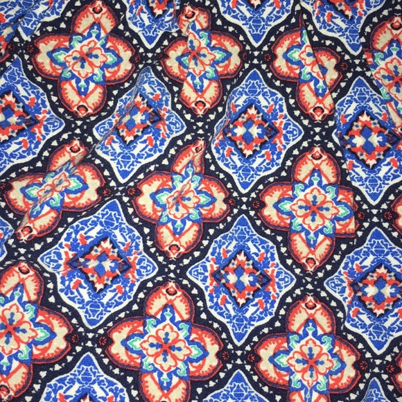 Pattern flowy shorts - Picture 2 of 4